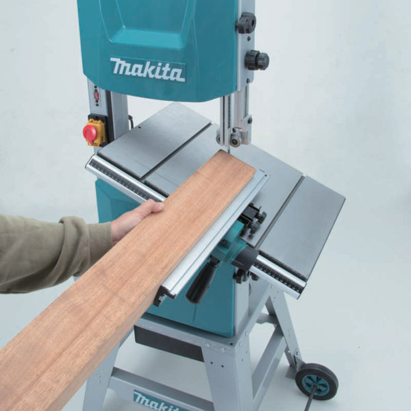 منشار شلة كهربائي 900 واط LB1200F من ماكيتا Makita