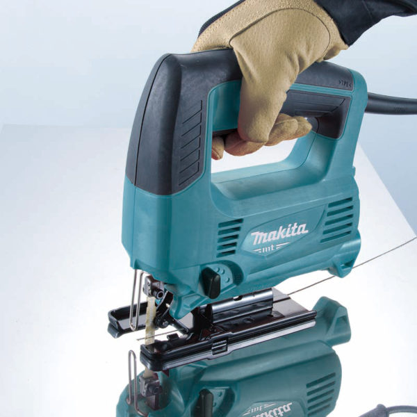 منشار تخريقة 450 واط من M4301B ماكيتا Makita