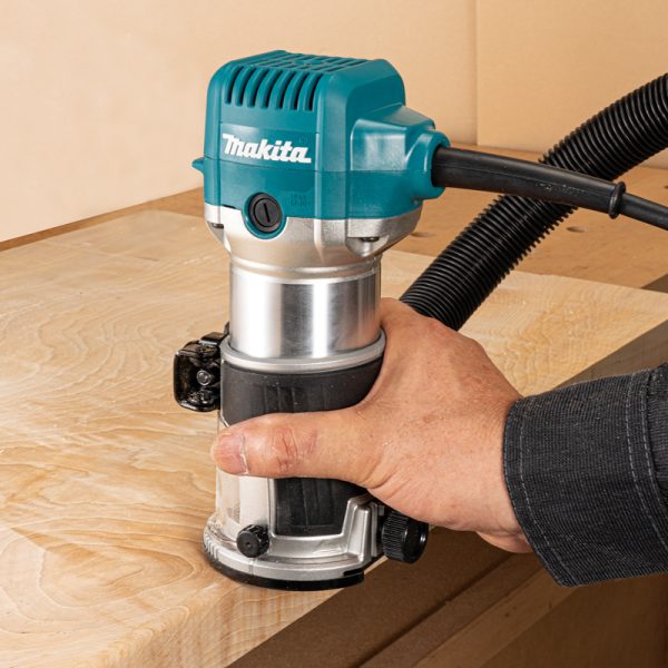 ماكنة راوتر صغيرة 710 واط RT0702C من ماكبتا Makita